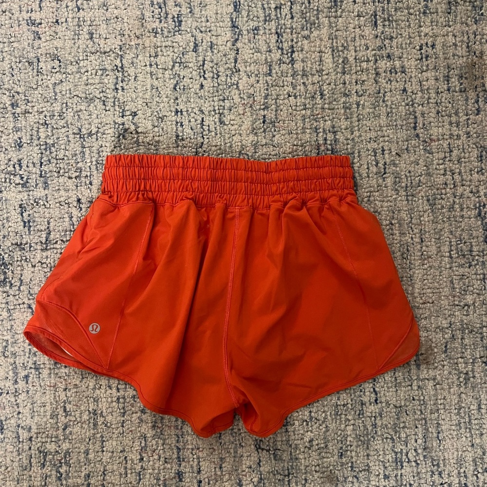 Lululemon Hotty hot shorts size 6